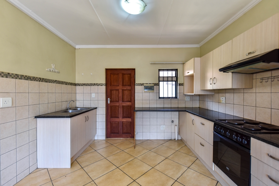 2 Bedroom Property for Sale in Villieria Gauteng