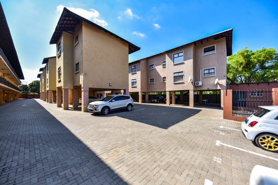 2 Bedroom Property for Sale in Villieria Gauteng