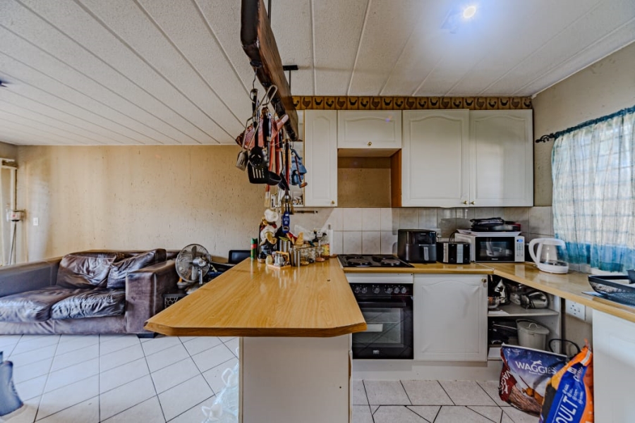 2 Bedroom Property for Sale in Glenvista Gauteng