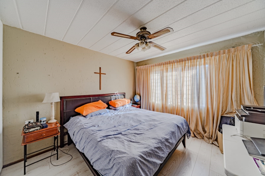 2 Bedroom Property for Sale in Glenvista Gauteng