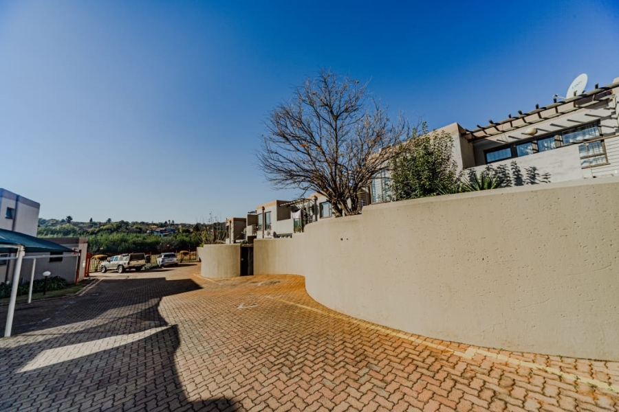 2 Bedroom Property for Sale in Glenvista Gauteng