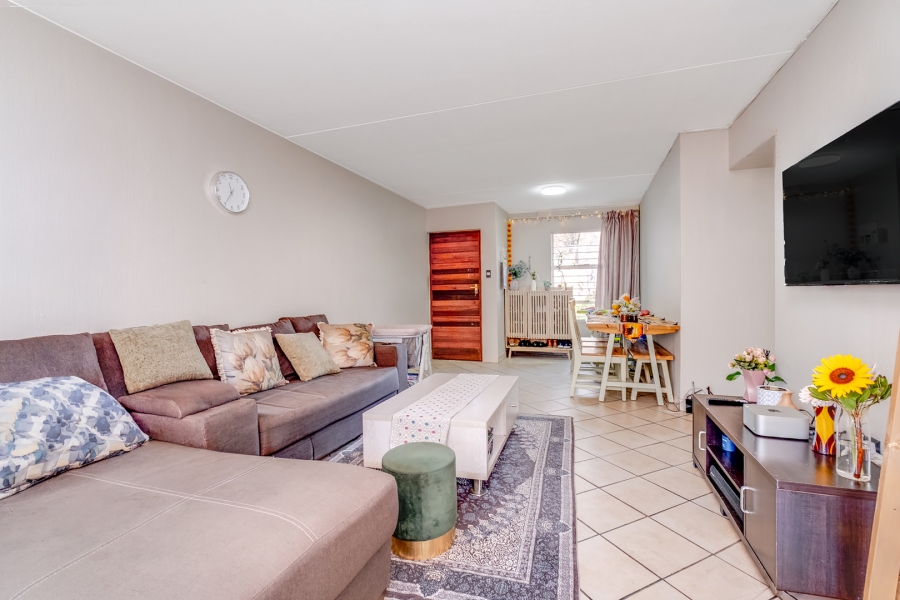 2 Bedroom Property for Sale in Sandown Gauteng