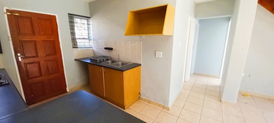 To Let 3 Bedroom Property for Rent in Honeydew Manor Gauteng