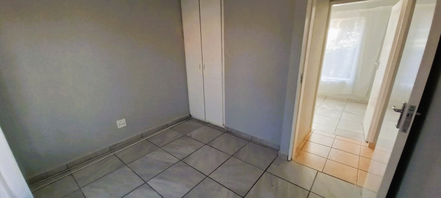 To Let 3 Bedroom Property for Rent in Honeydew Manor Gauteng