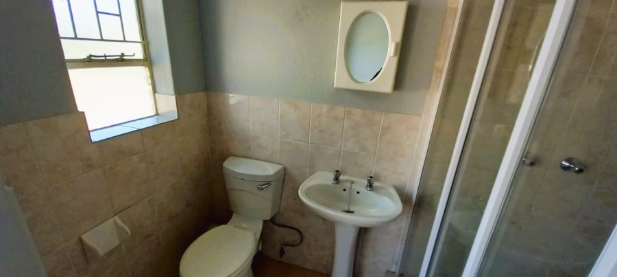 To Let 3 Bedroom Property for Rent in Honeydew Manor Gauteng
