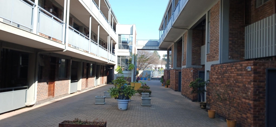 To Let 1 Bedroom Property for Rent in Craighall Gauteng