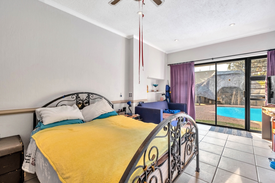 4 Bedroom Property for Sale in Gallo Manor Gauteng