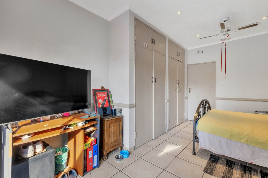 4 Bedroom Property for Sale in Gallo Manor Gauteng