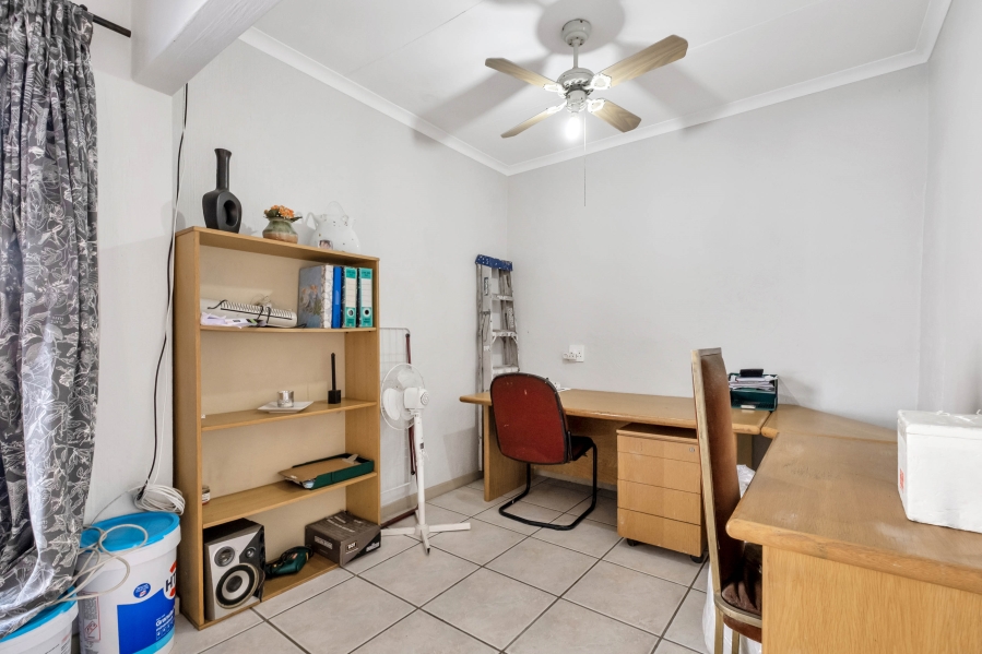 4 Bedroom Property for Sale in Gallo Manor Gauteng