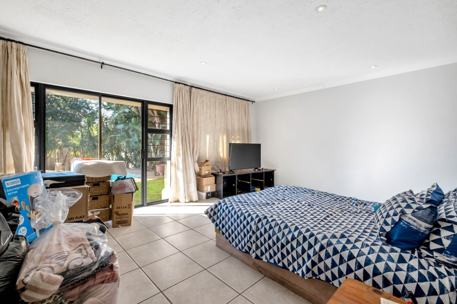 4 Bedroom Property for Sale in Gallo Manor Gauteng