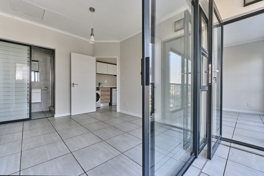 1 Bedroom Property for Sale in Waterfall Gauteng