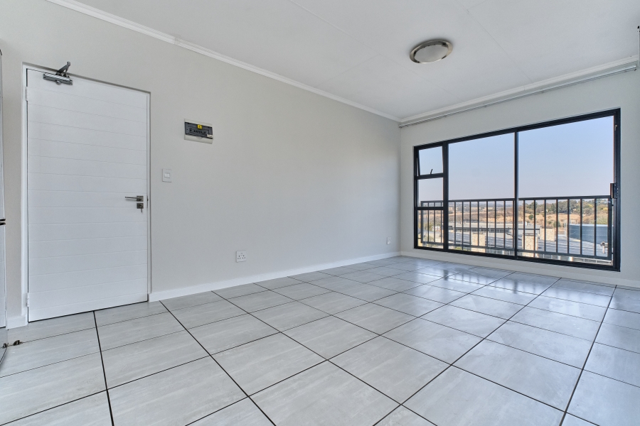 1 Bedroom Property for Sale in Waterfall Gauteng