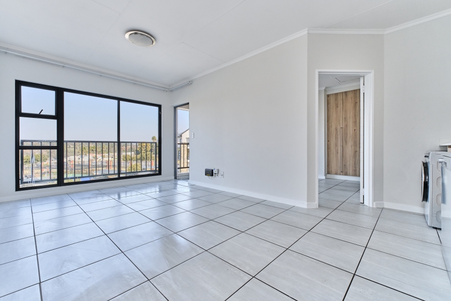 1 Bedroom Property for Sale in Waterfall Gauteng