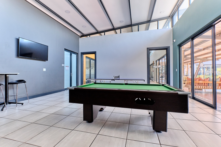 1 Bedroom Property for Sale in Waterfall Gauteng