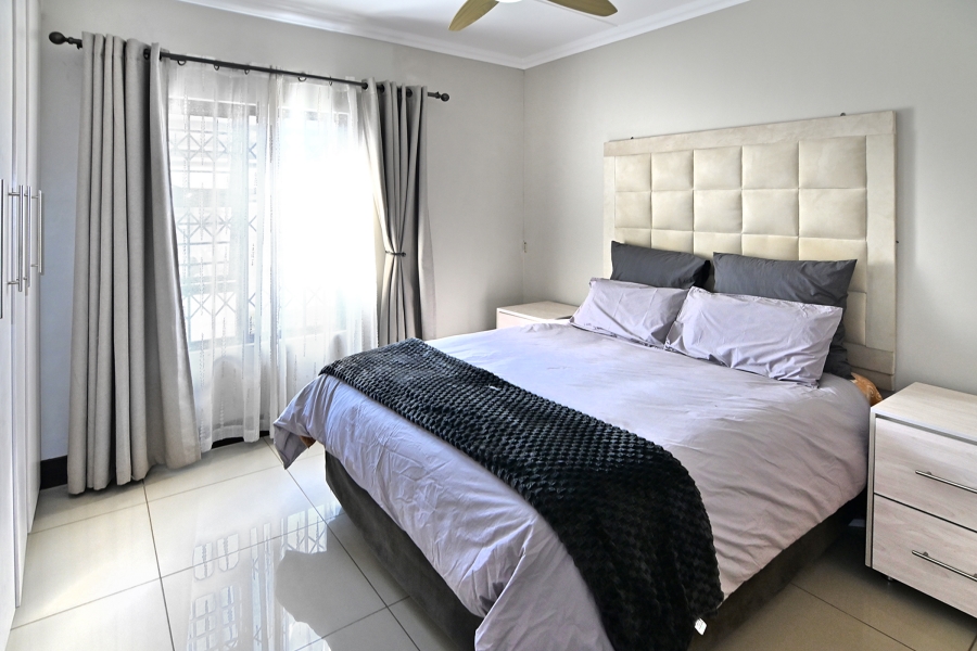 2 Bedroom Property for Sale in Crowthorne AH Gauteng