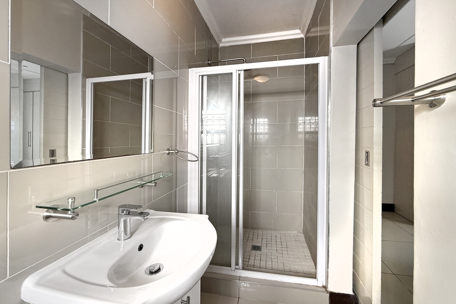 2 Bedroom Property for Sale in Crowthorne AH Gauteng