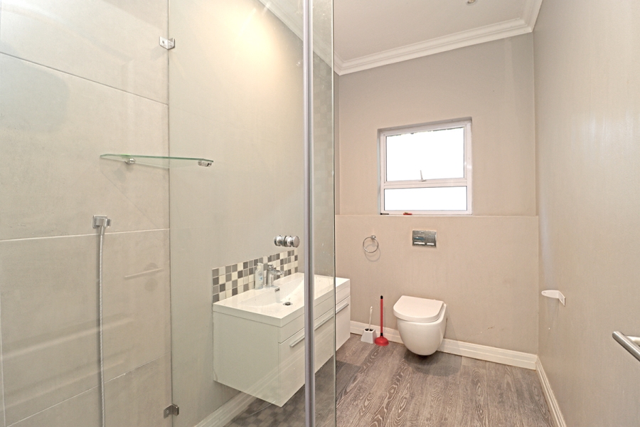 4 Bedroom Property for Sale in Glenhazel Gauteng