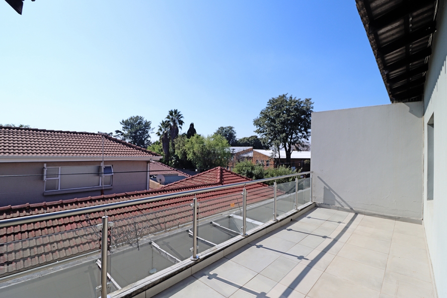4 Bedroom Property for Sale in Glenhazel Gauteng