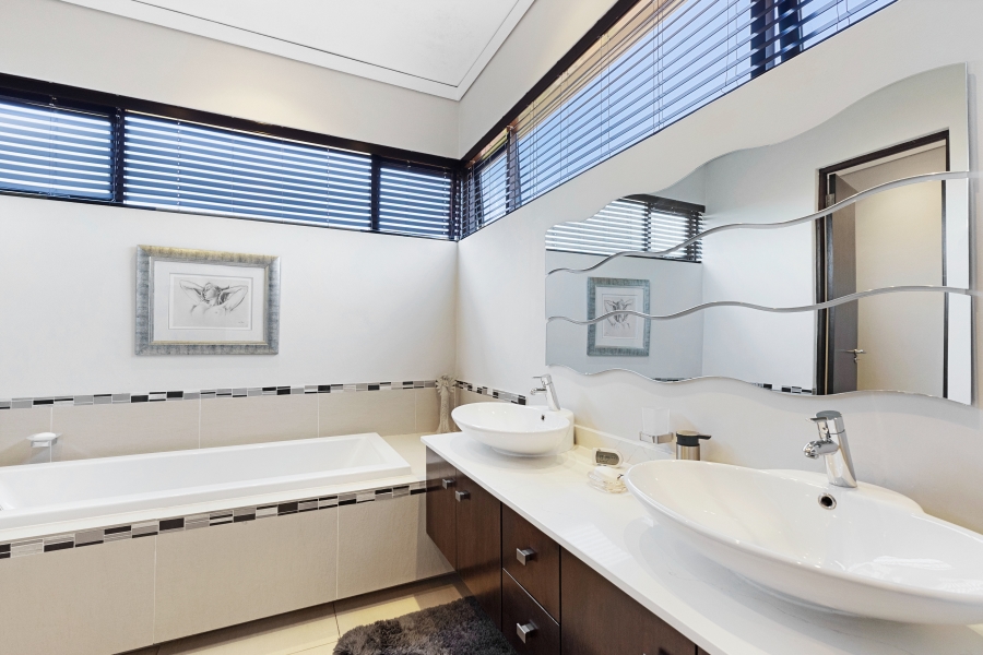 4 Bedroom Property for Sale in Bryanston Gauteng