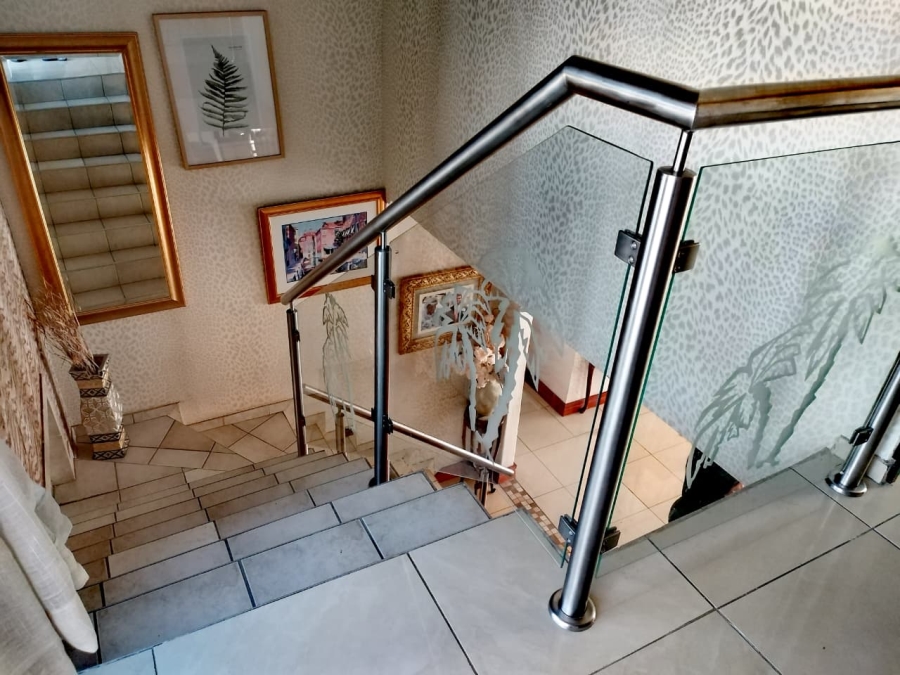 4 Bedroom Property for Sale in Brackendowns Gauteng