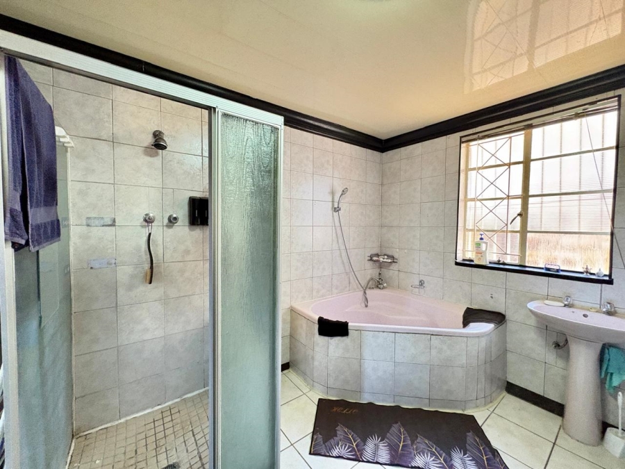 To Let 2 Bedroom Property for Rent in Brakpan Central Gauteng