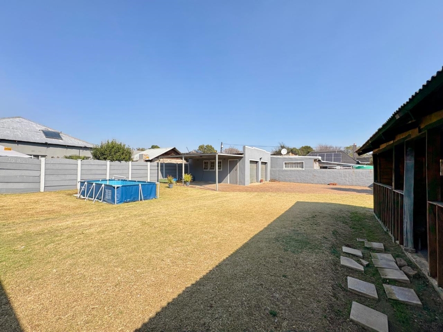 To Let 2 Bedroom Property for Rent in Brakpan Central Gauteng
