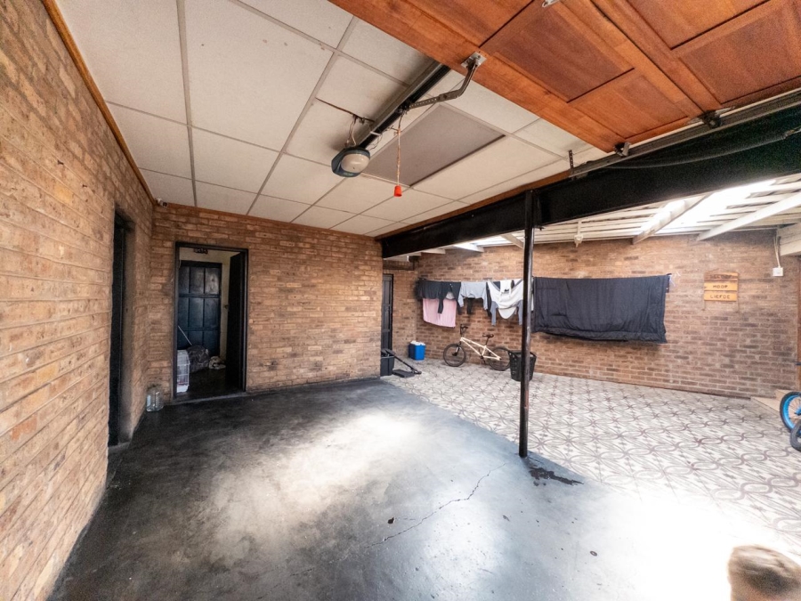 5 Bedroom Property for Sale in Brenthurst Gauteng