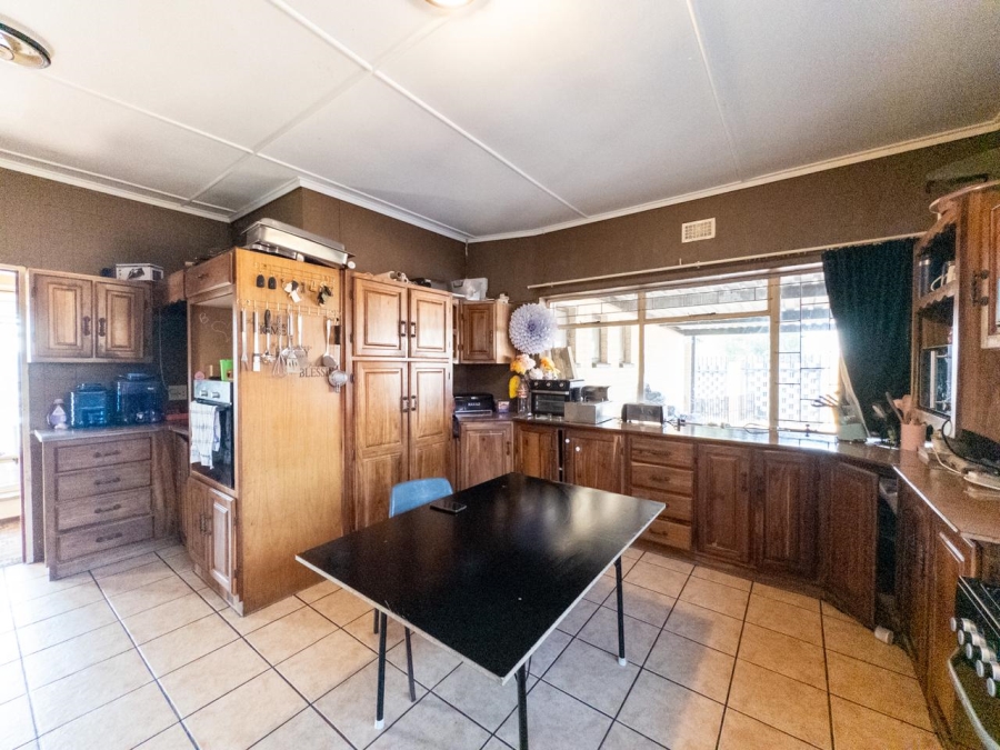 5 Bedroom Property for Sale in Brenthurst Gauteng