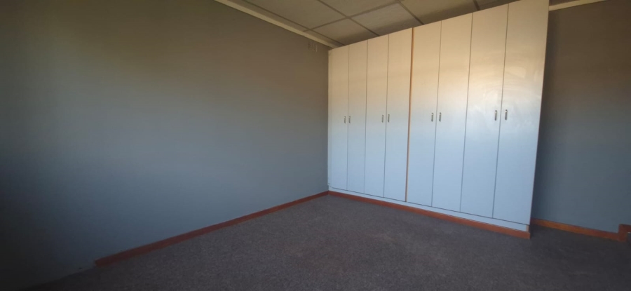 5 Bedroom Property for Sale in Brenthurst Gauteng