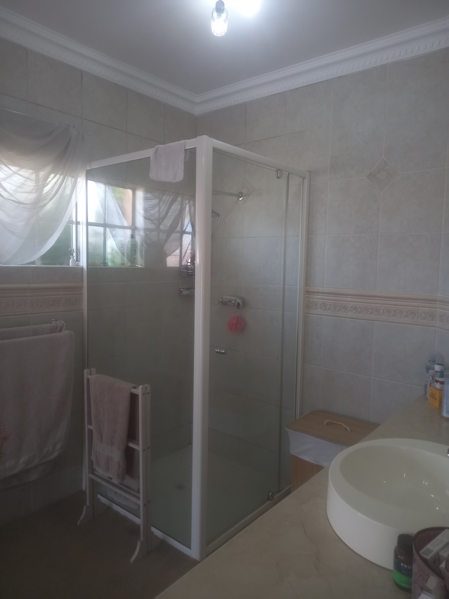 7 Bedroom Property for Sale in Birchleigh Gauteng