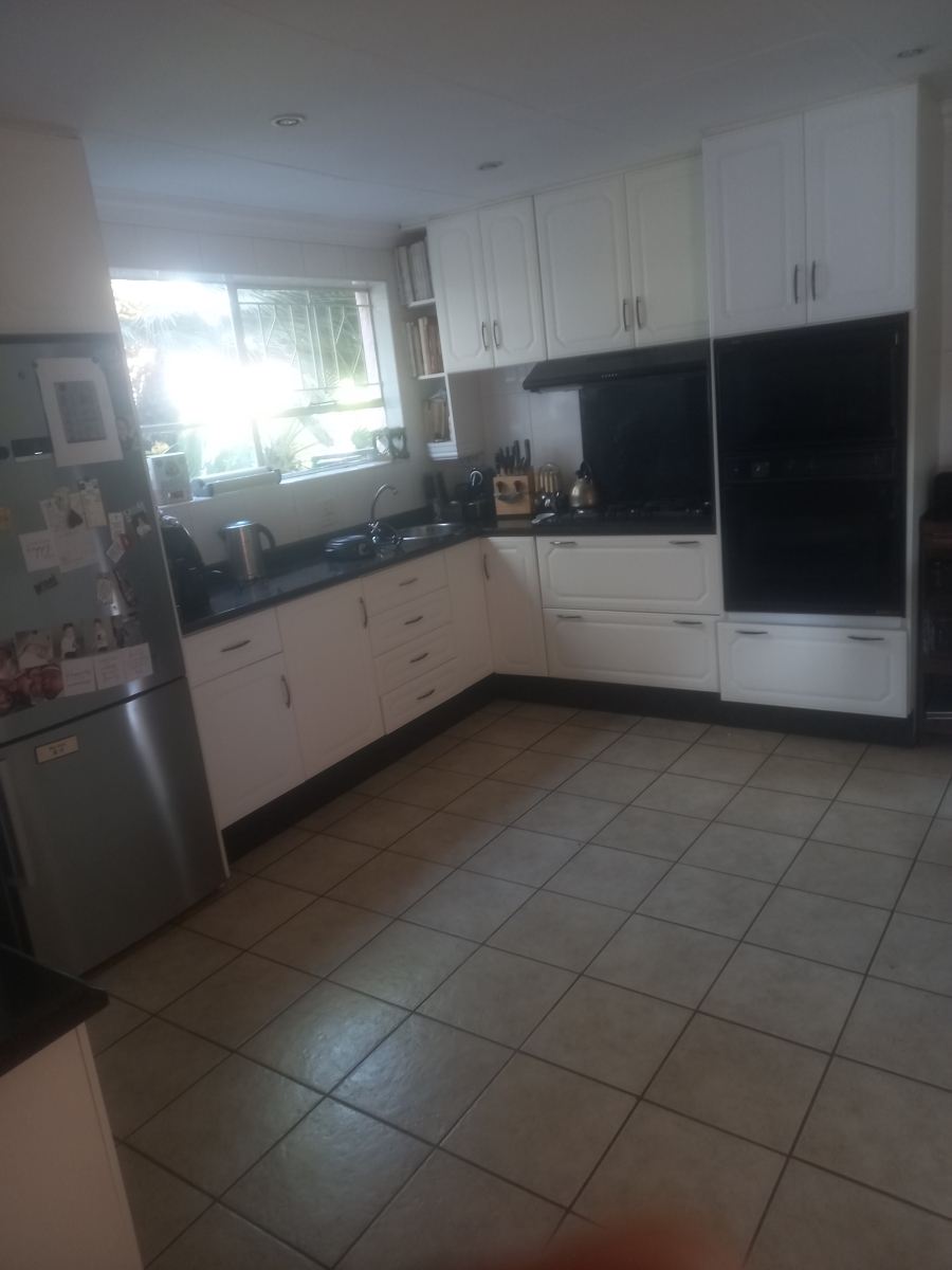 7 Bedroom Property for Sale in Birchleigh Gauteng