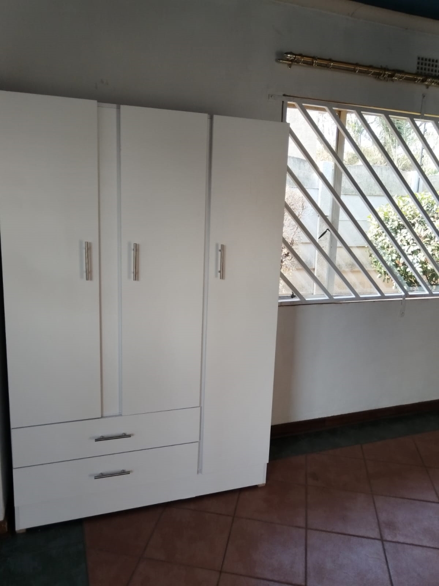 To Let 1 Bedroom Property for Rent in Birchleigh Gauteng