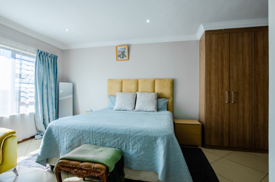 3 Bedroom Property for Sale in Rua Vista Gauteng