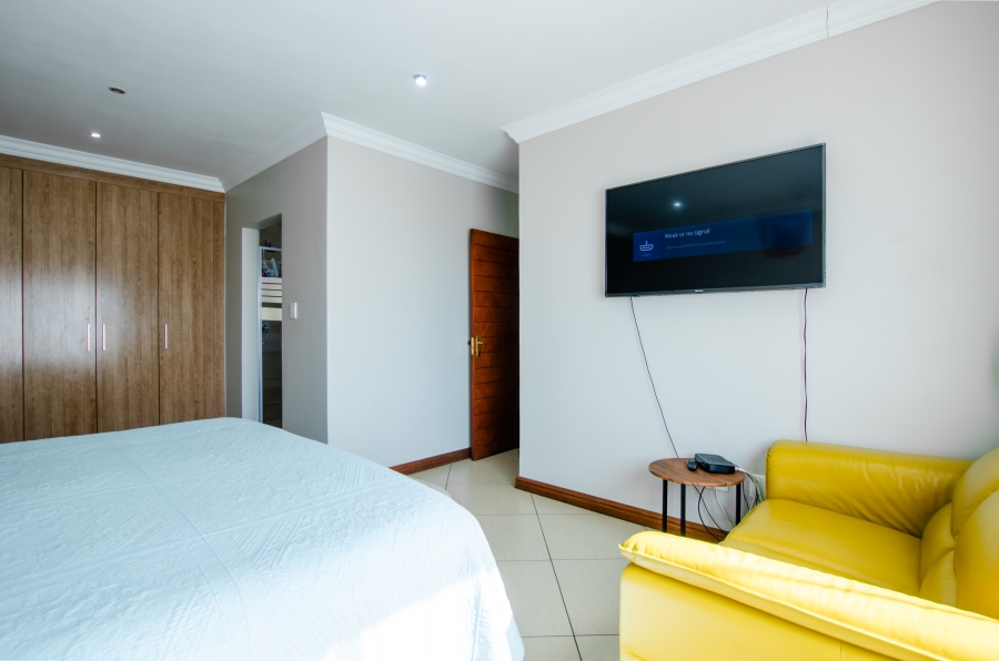 3 Bedroom Property for Sale in Rua Vista Gauteng