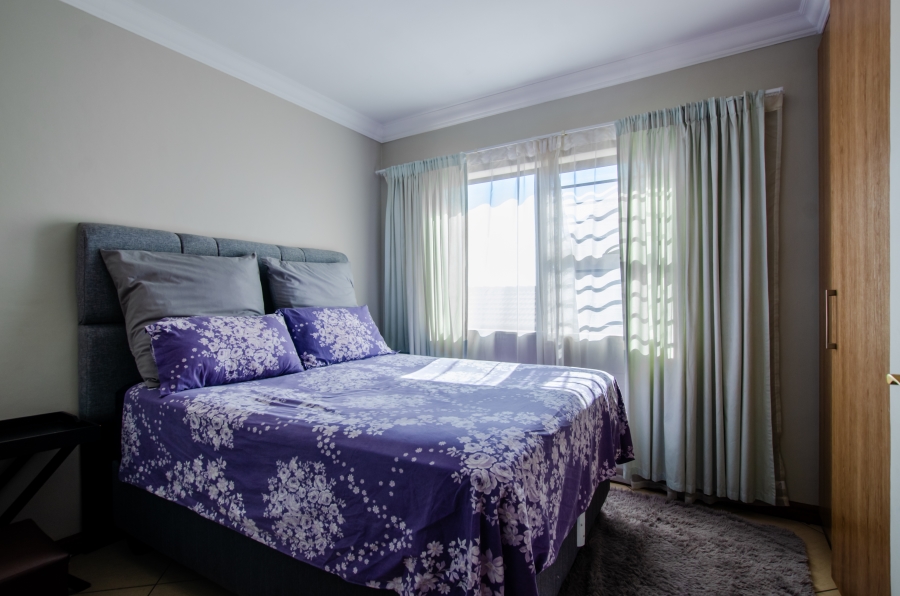 3 Bedroom Property for Sale in Rua Vista Gauteng