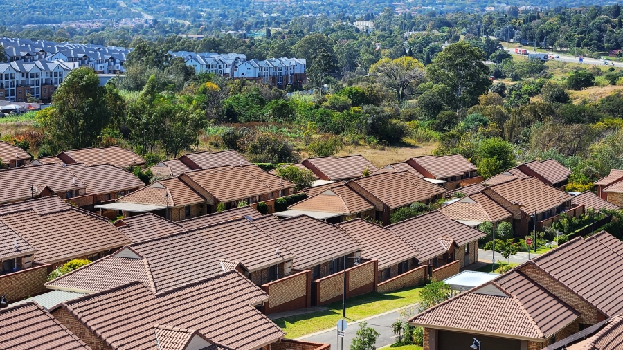 1 Bedroom Property for Sale in Olivedale Gauteng