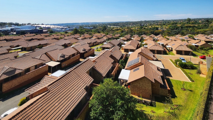 1 Bedroom Property for Sale in Olivedale Gauteng
