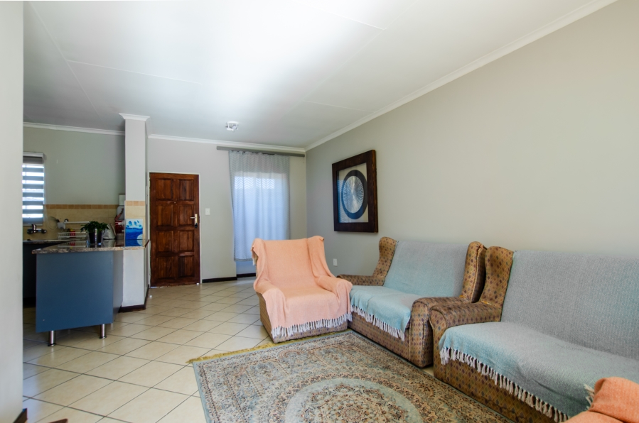 2 Bedroom Property for Sale in Monavoni A H Gauteng
