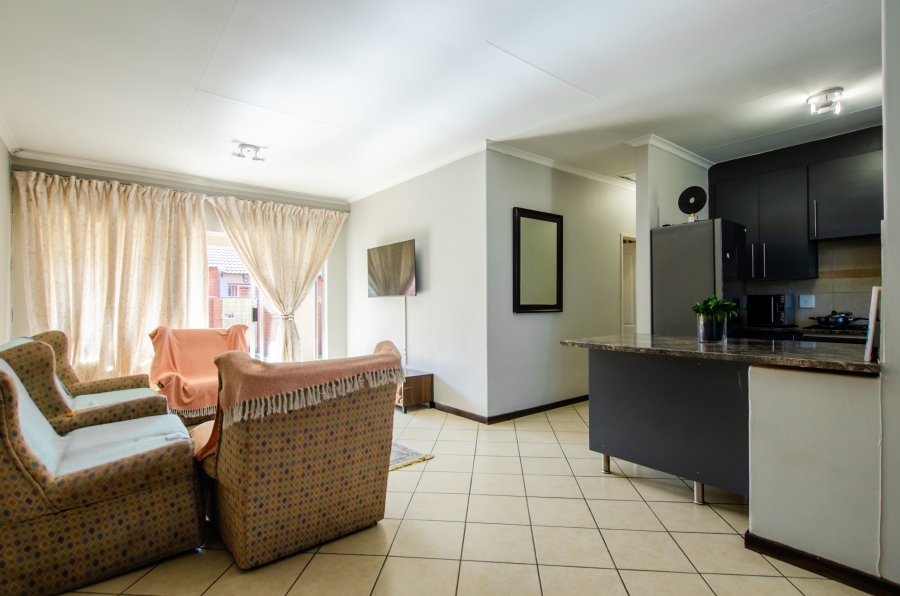 2 Bedroom Property for Sale in Monavoni A H Gauteng