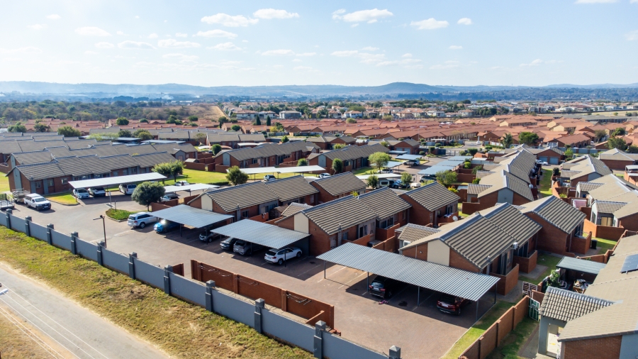 2 Bedroom Property for Sale in Monavoni A H Gauteng