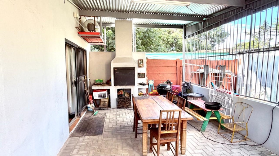 3 Bedroom Property for Sale in Rietfontein Gauteng