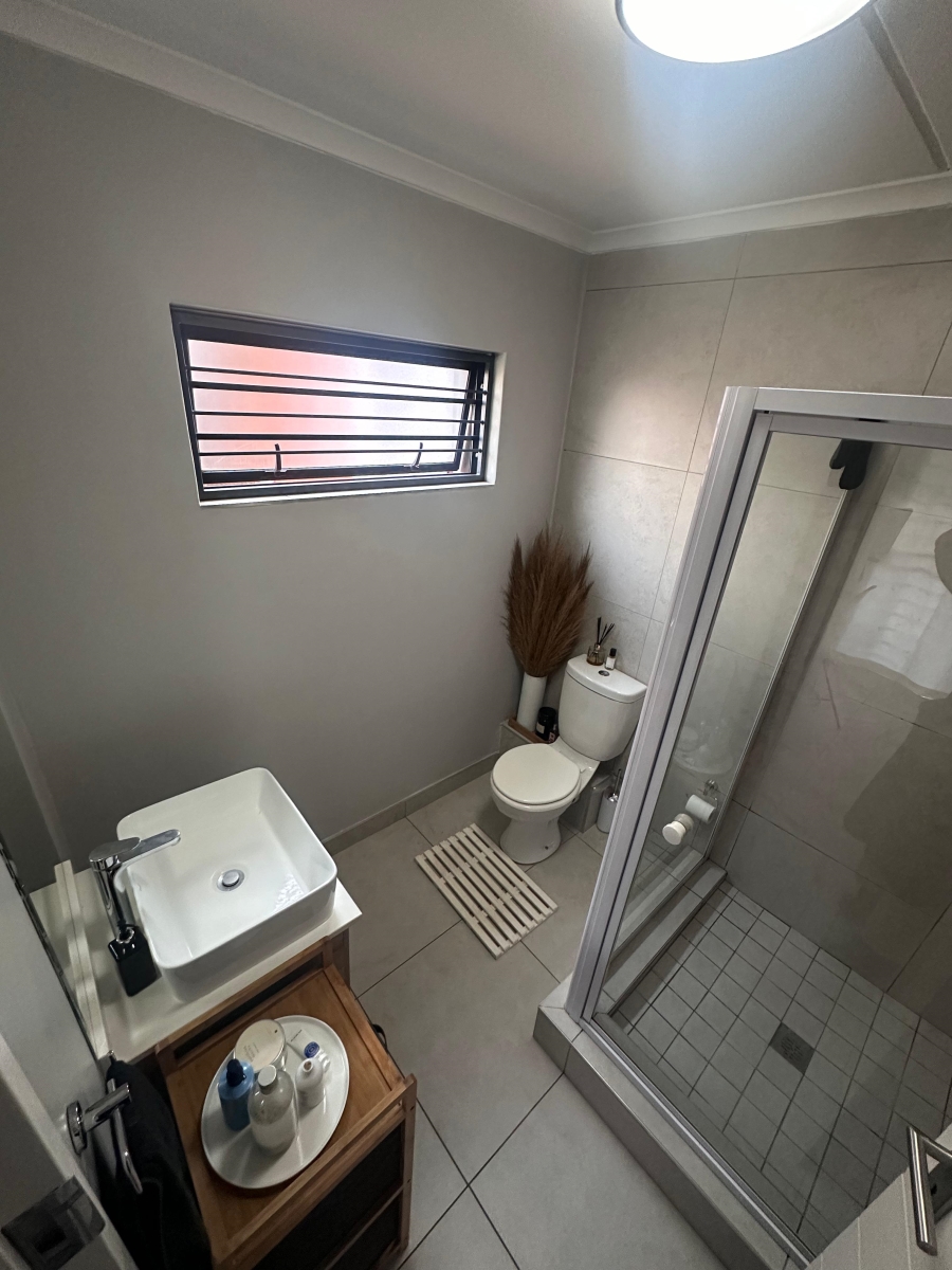 To Let 3 Bedroom Property for Rent in Glen Marais Gauteng