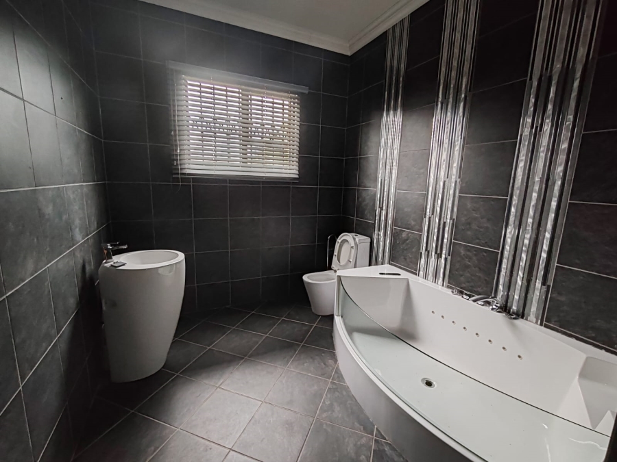 3 Bedroom Property for Sale in Rand Collieries Gauteng