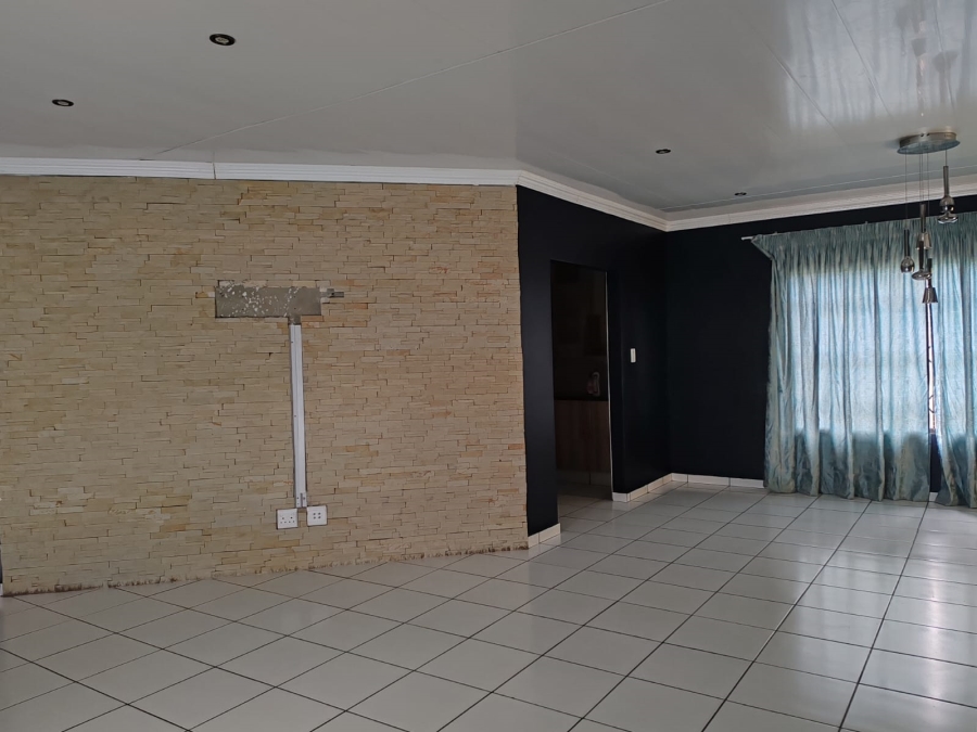 3 Bedroom Property for Sale in Rand Collieries Gauteng