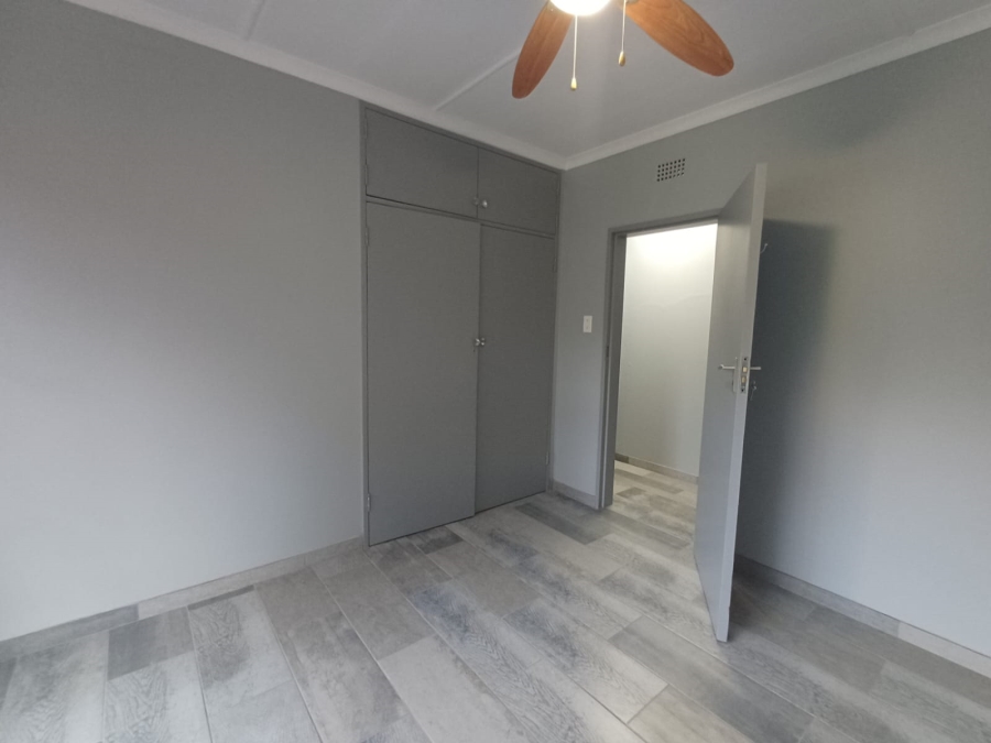 4 Bedroom Property for Sale in Flora Gardens Gauteng
