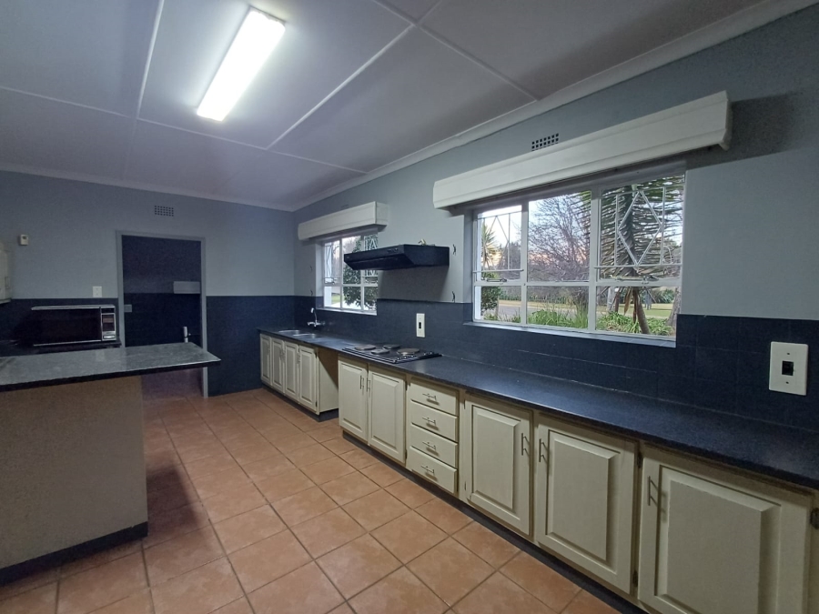 4 Bedroom Property for Sale in Flora Gardens Gauteng