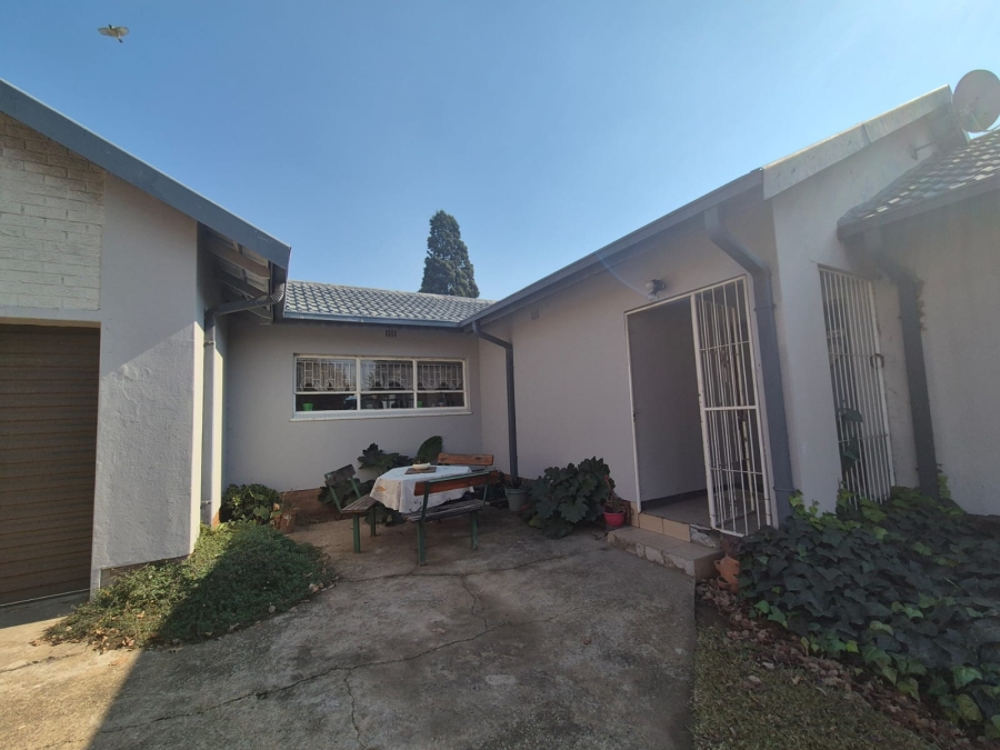 3 Bedroom Property for Sale in Vanderbijlpark SE 2 Gauteng