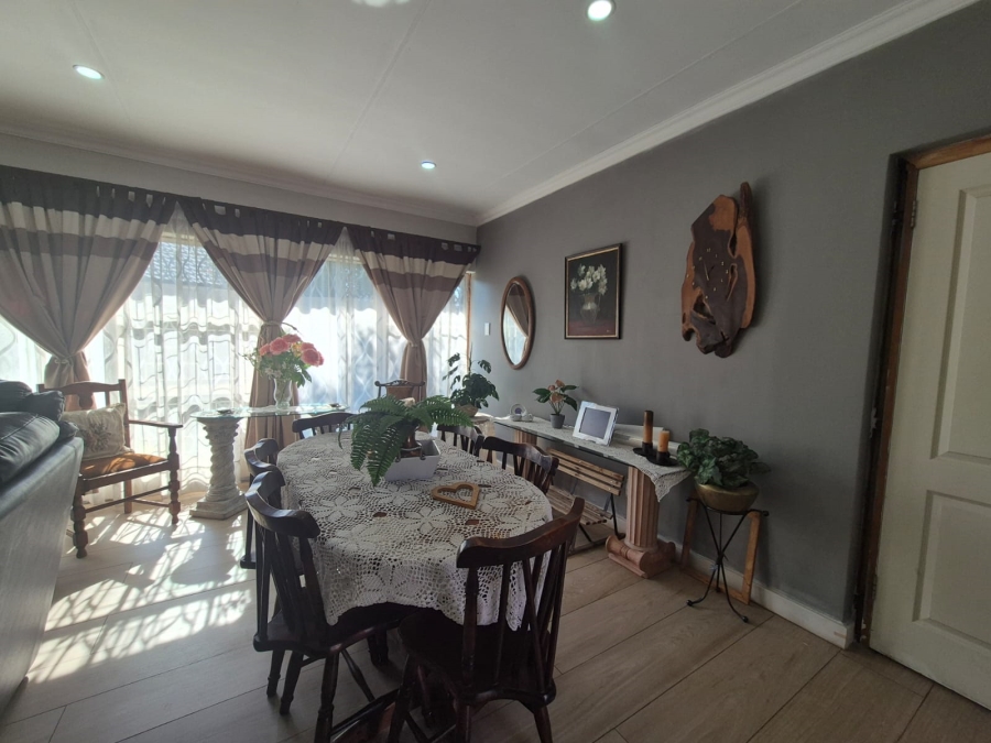 3 Bedroom Property for Sale in Vanderbijlpark SE 2 Gauteng