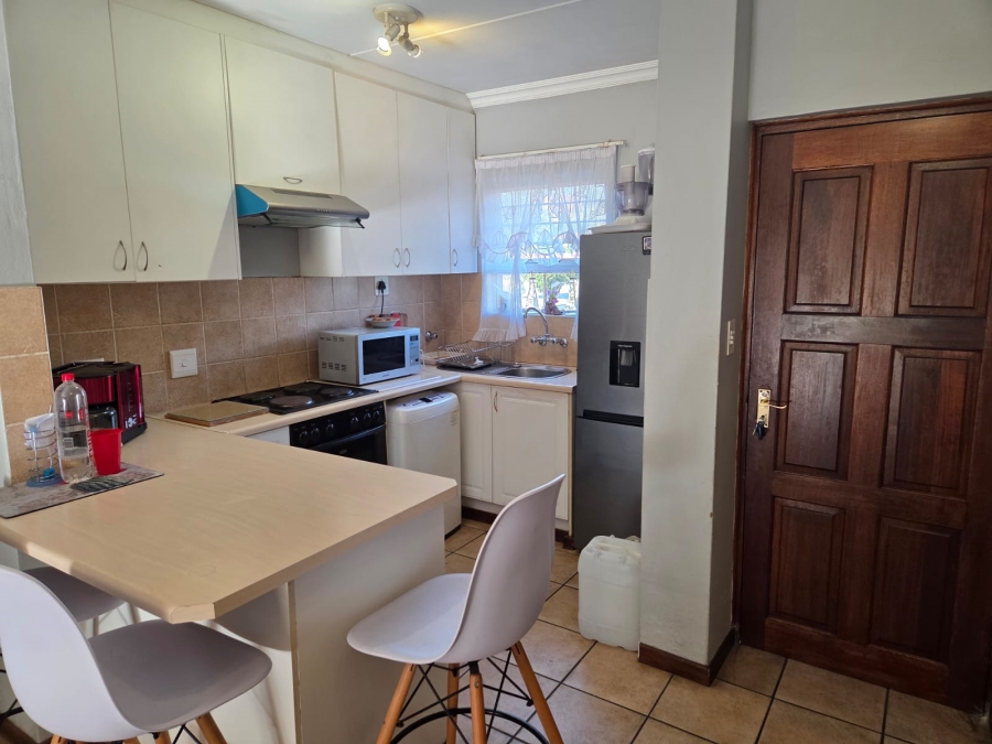 To Let 2 Bedroom Property for Rent in Sunninghill Gauteng