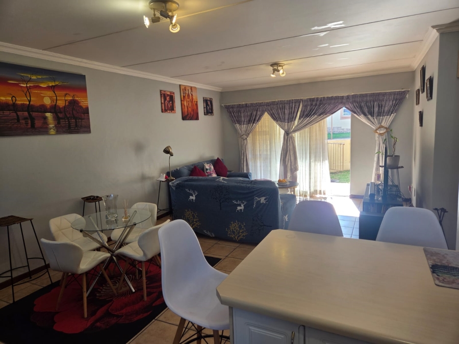 To Let 2 Bedroom Property for Rent in Sunninghill Gauteng